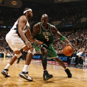 kaiyun官方-坚韧风暴，科维托娃回归首战引爆C9，泪水与欢呼中重生的不只是网球，科维托娃回归首战力拼C9，泪光中的网球重生